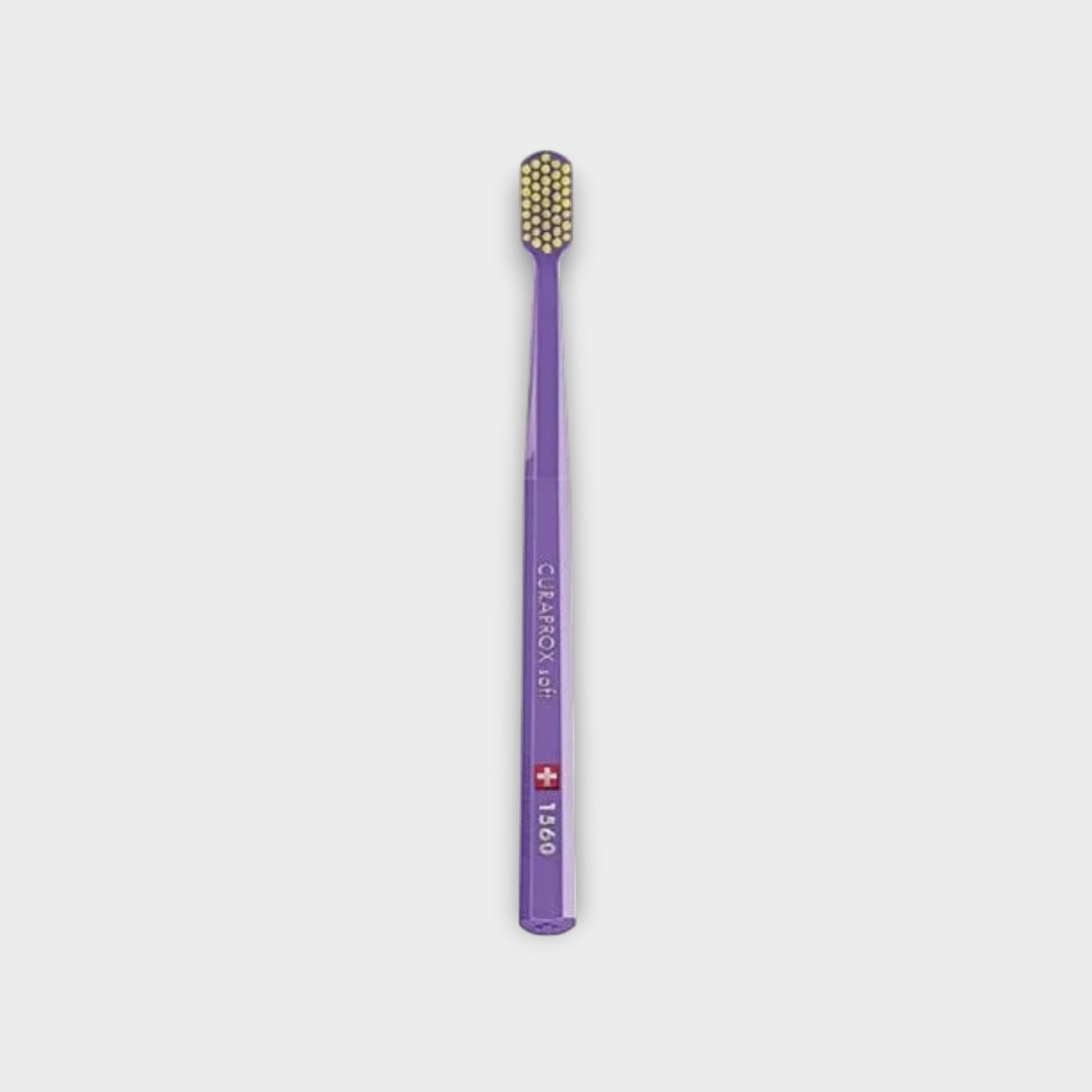 Szczoteczka Curaprox CS 1560 Soft - idealna do delikatnego czyszczenia zębów, skuteczna w walce z płytką