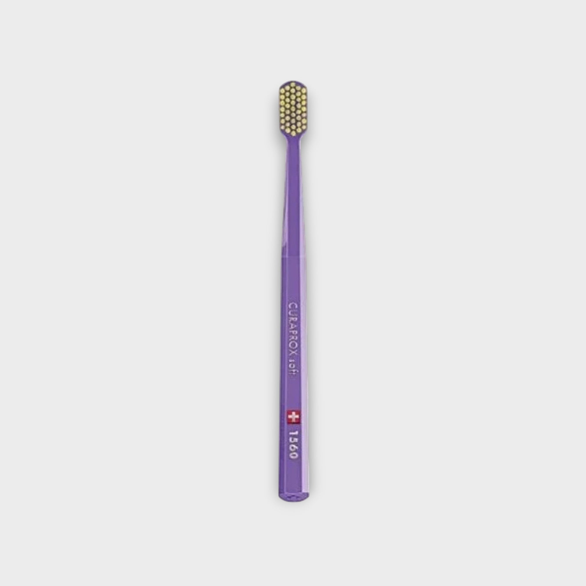 Szczoteczka Curaprox CS 1560 Soft - idealna do delikatnego czyszczenia zębów, skuteczna w walce z płytką
