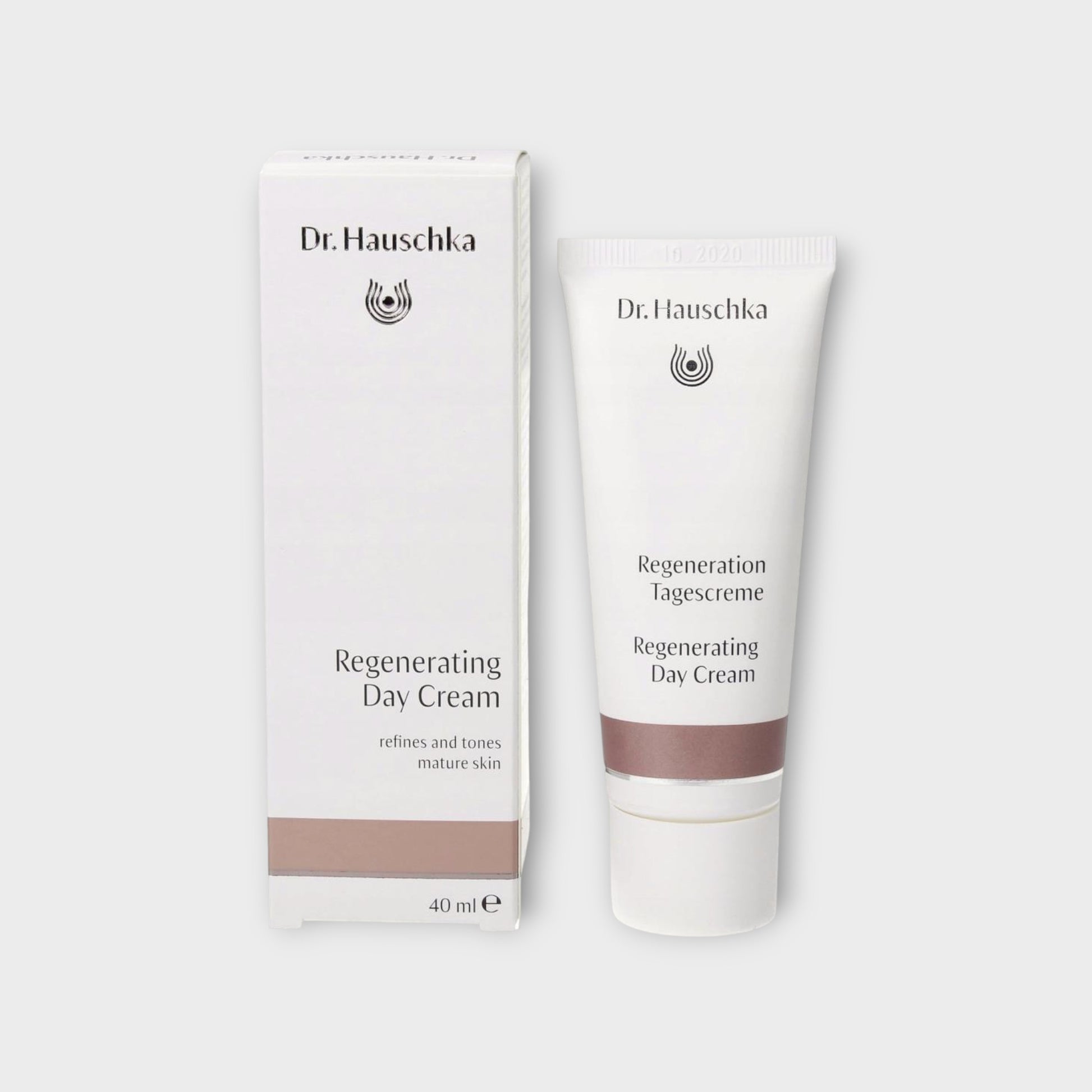 Regenerujący krem do twarzy Dr. Hauschka na dzień 30 ml